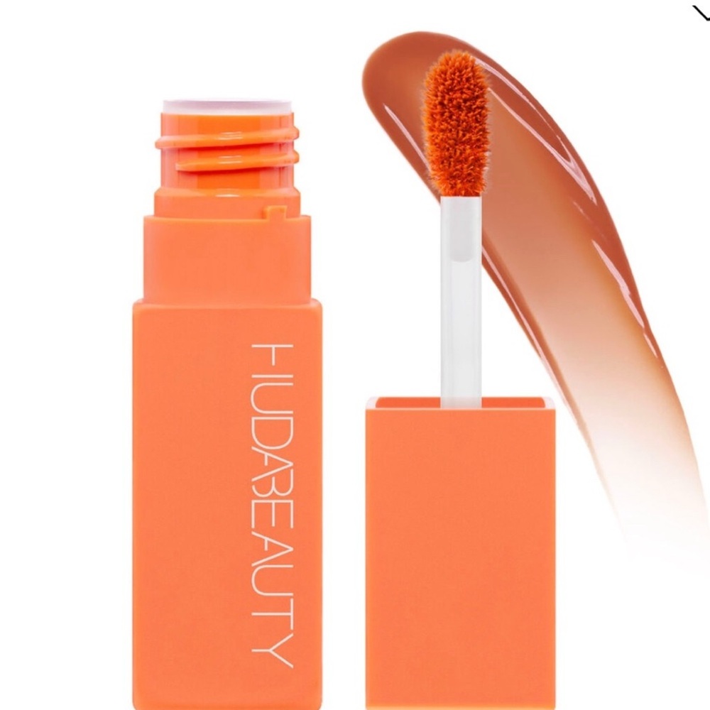 APRICOT KISS - Huda Beauty Lip Blush Creamy Lip & Cheek Stain